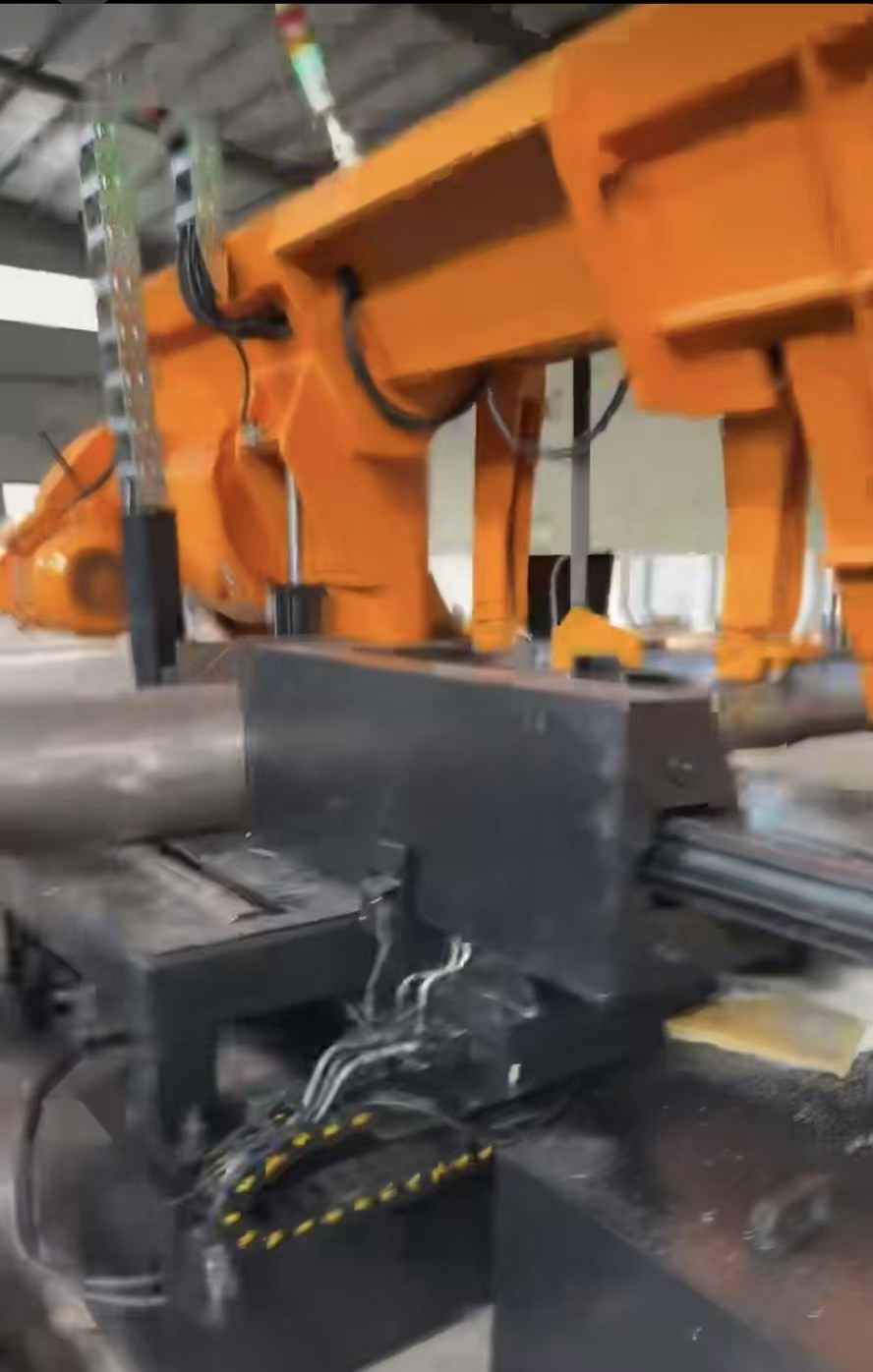 CNC fully automatic cutting of block materials at Foshan Jinhongpeng