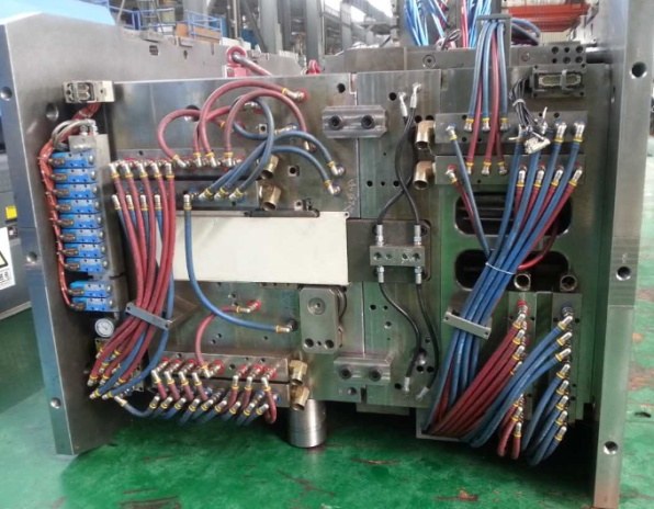 Automotive bumper mould